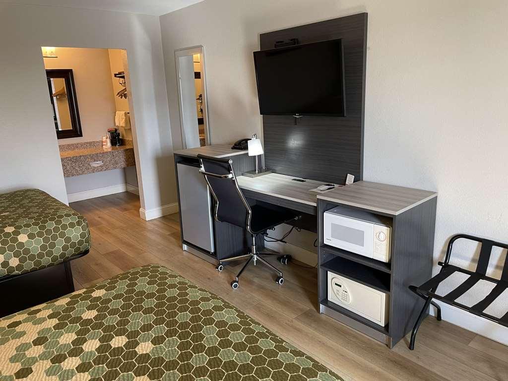 Econo Lodge White Pine Morristown I-81 & I-40 Split Стая снимка