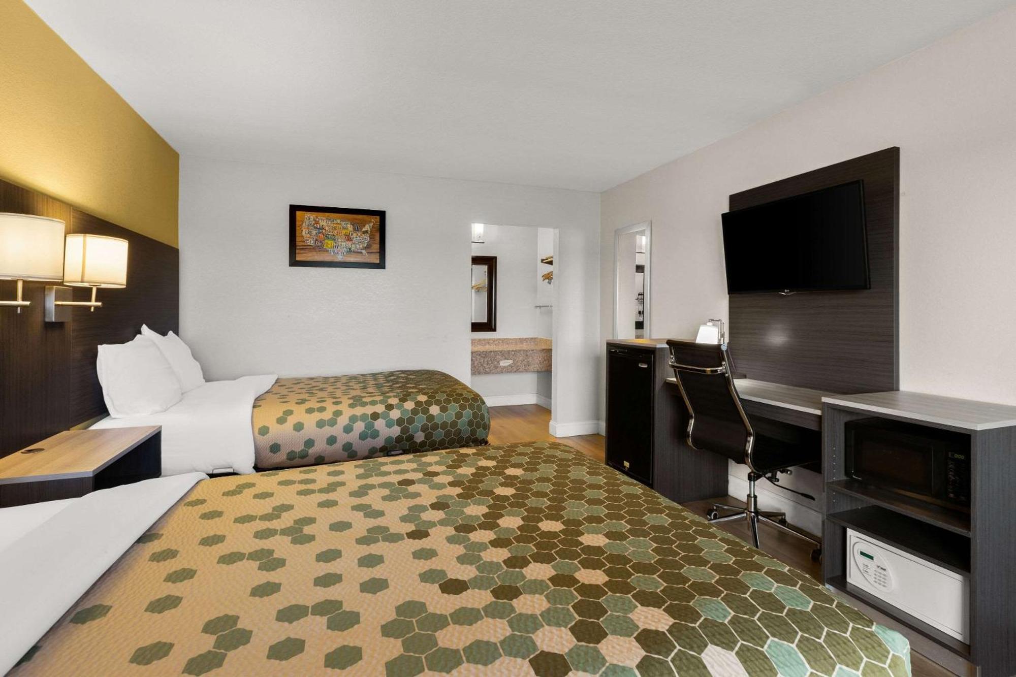 Econo Lodge White Pine Morristown I-81 & I-40 Split Екстериор снимка