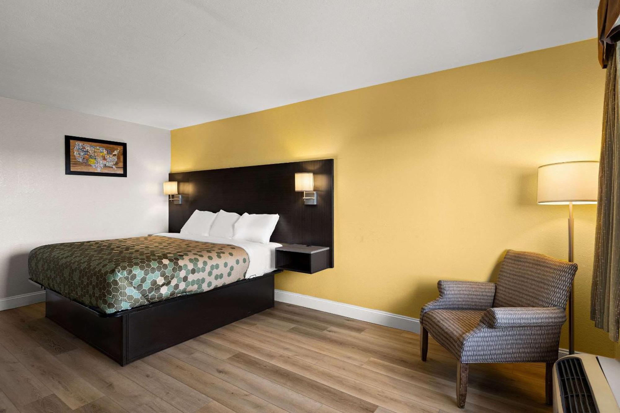 Econo Lodge White Pine Morristown I-81 & I-40 Split Екстериор снимка