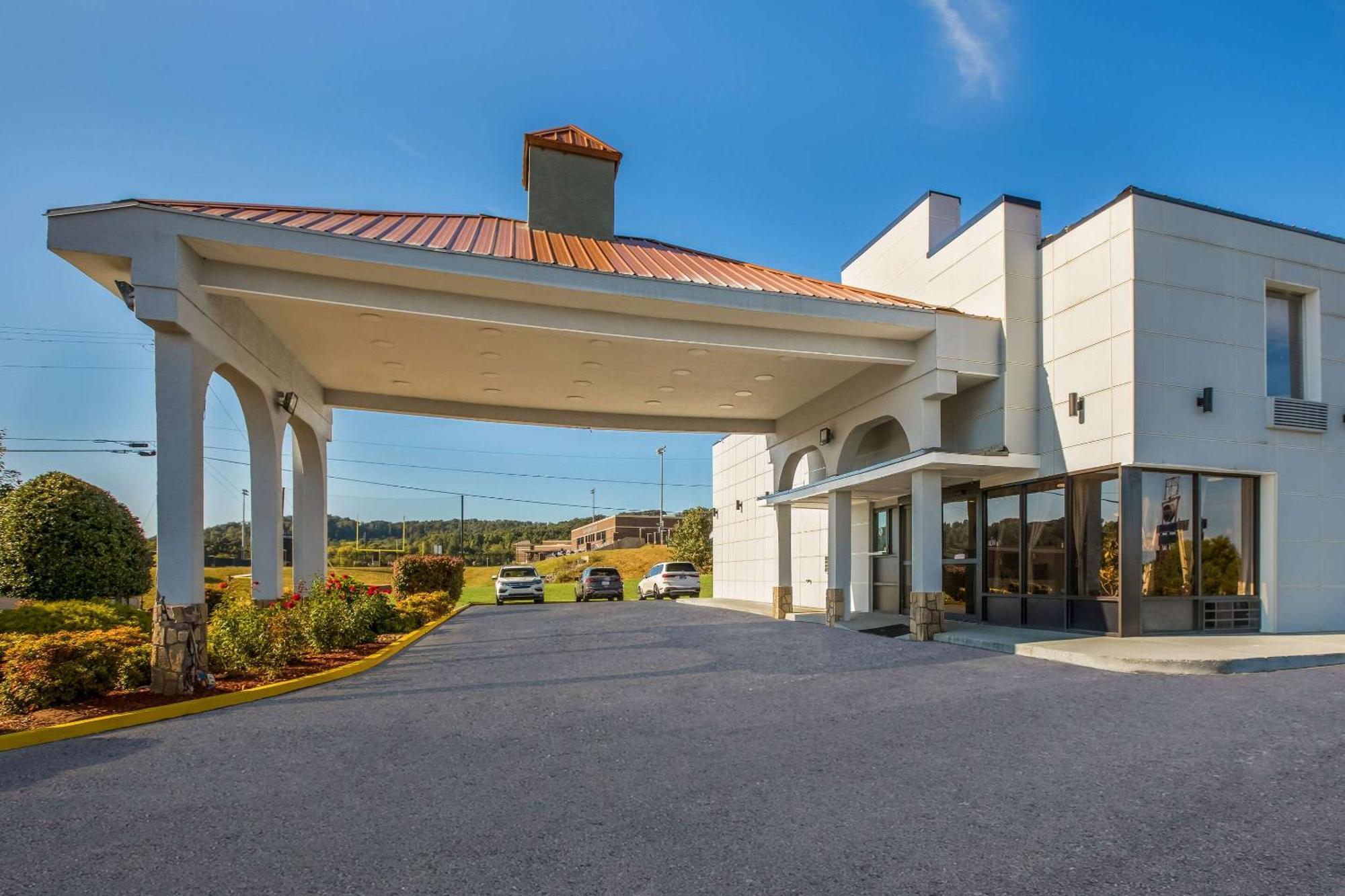 Econo Lodge White Pine Morristown I-81 & I-40 Split Екстериор снимка