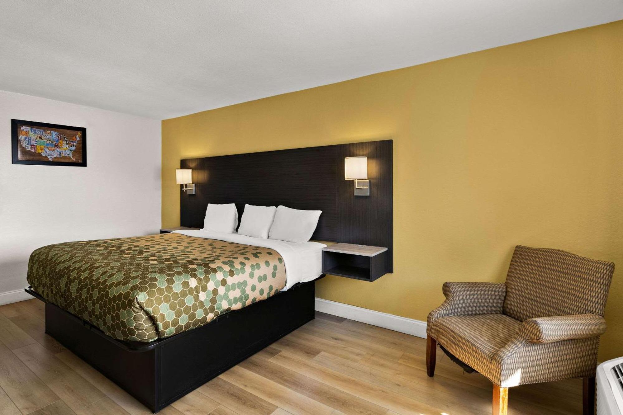 Econo Lodge White Pine Morristown I-81 & I-40 Split Екстериор снимка